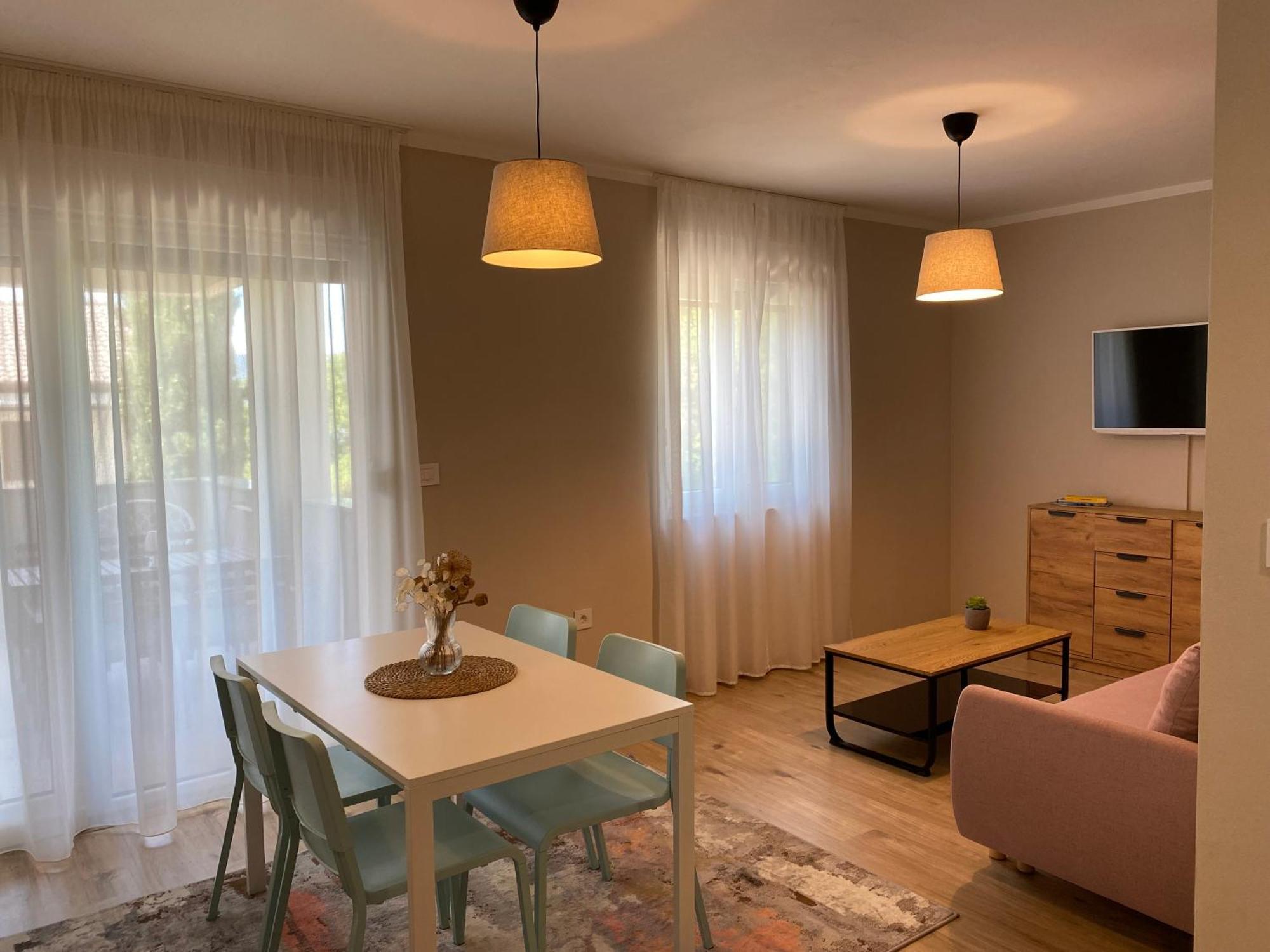 M Plus Residence Pinezici  Ngoại thất bức ảnh